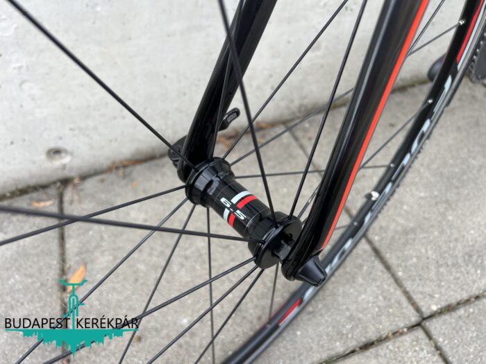 FOCUS CAYO EVO 2.0 DI2 UCI 7,9 kg Mint az Új! - Image 6
