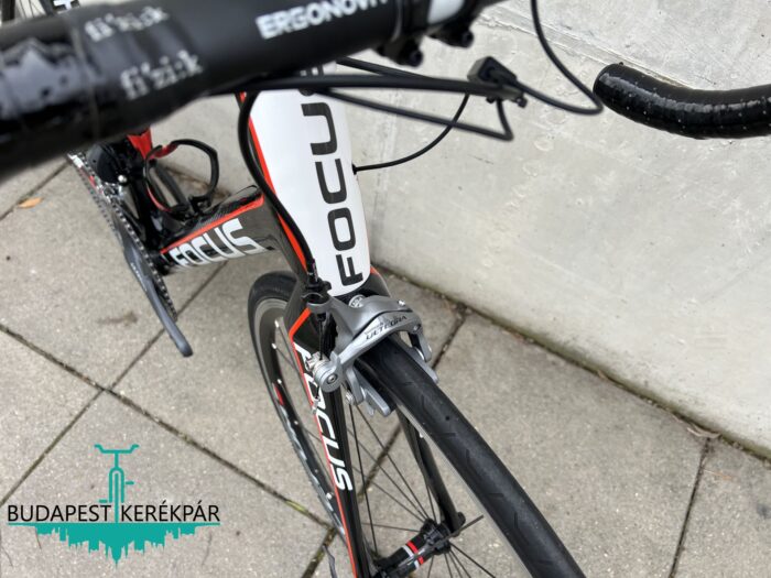 FOCUS CAYO EVO 2.0 DI2 UCI 7,9 kg Mint az Új! - Image 2
