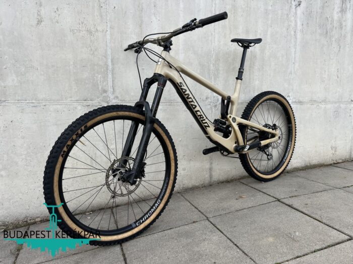 SANTA CRUZ NOMAD V4 CC – KÖNNYŰ, ERŐS, VERHETETLEN! - Image 9