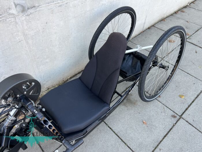 ALOIS PRASCHBERGER SPEEDBIKE COMP S – A HAND BIKE, AMI MINDEN KIHÍVÁST LEGYŐZ! - Image 8
