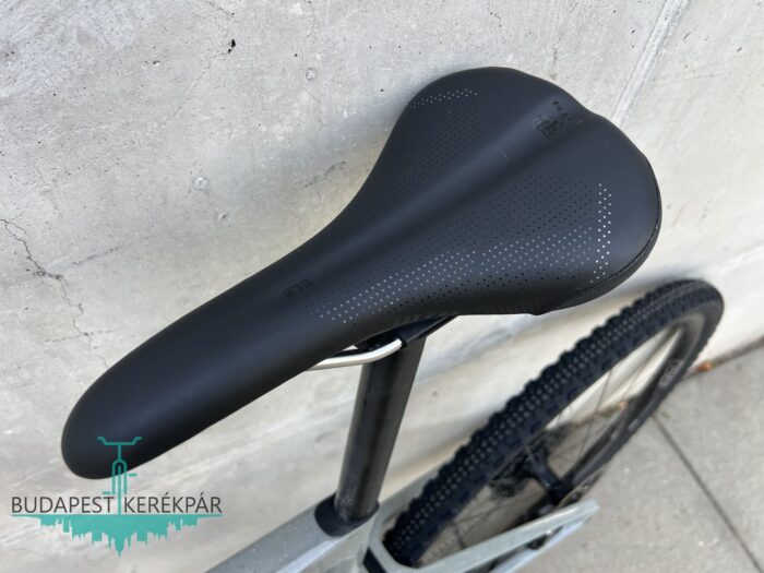 BMC URS “UnReStriched” One Rival XL Carbon Gravel - Image 9