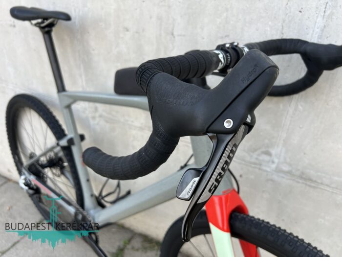 BMC URS “UnReStriched” One Rival XL Carbon Gravel - Image 3