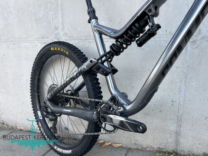 Commencal Meta AM 27 RACE Enduro/All mountain    - Image 9